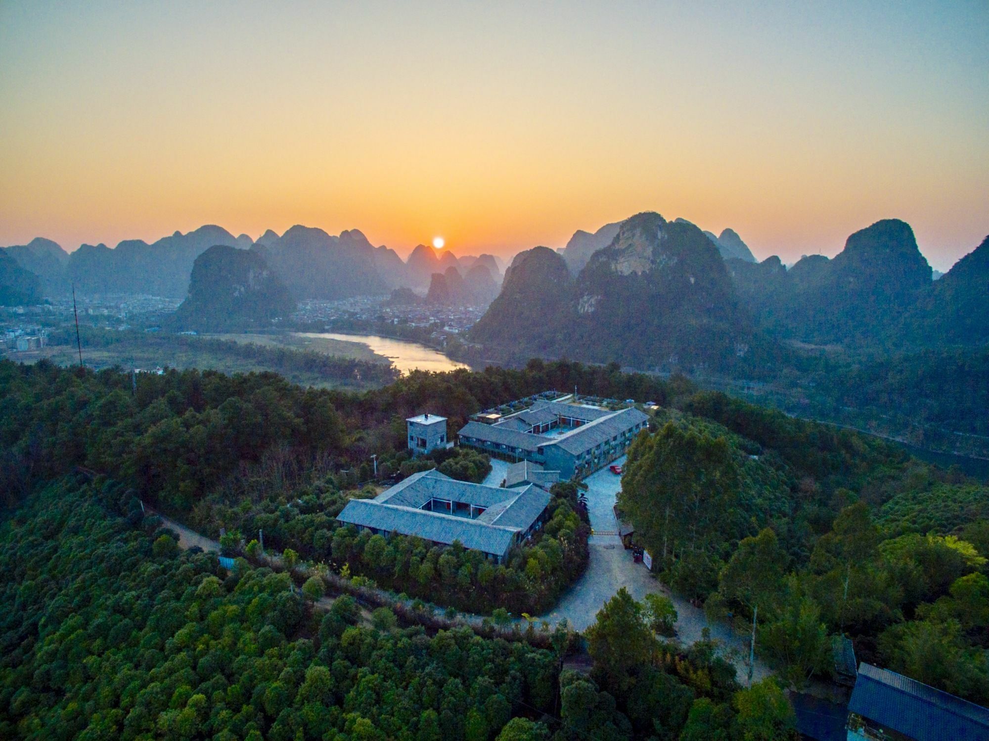 Yangshuo Mountain Top Retreat Ngoại thất bức ảnh